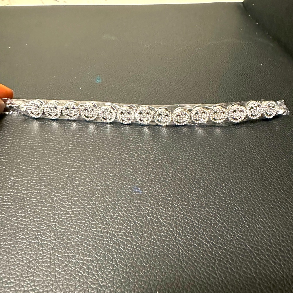 BLINGED SMILEY BRACELET